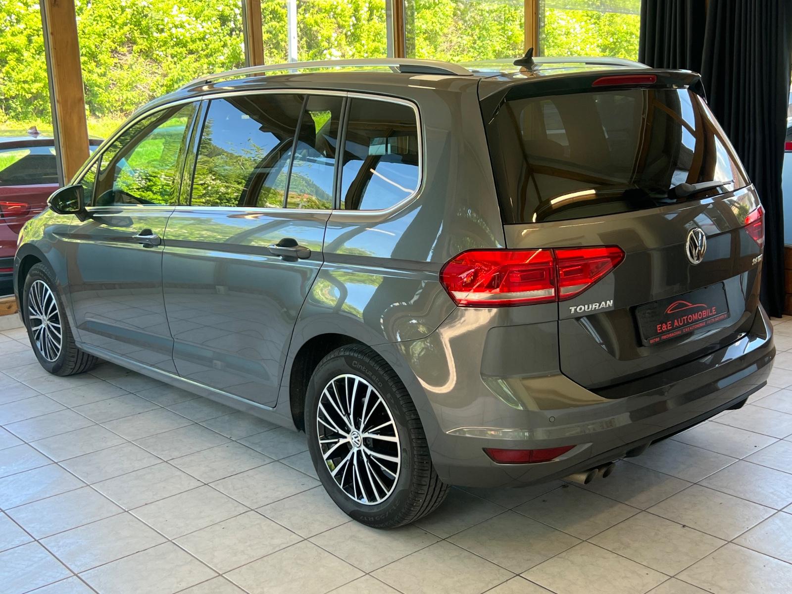 Volkswagen Touran Highline |DSG|LED|ACC|AHK|R-CAM|NAVI|