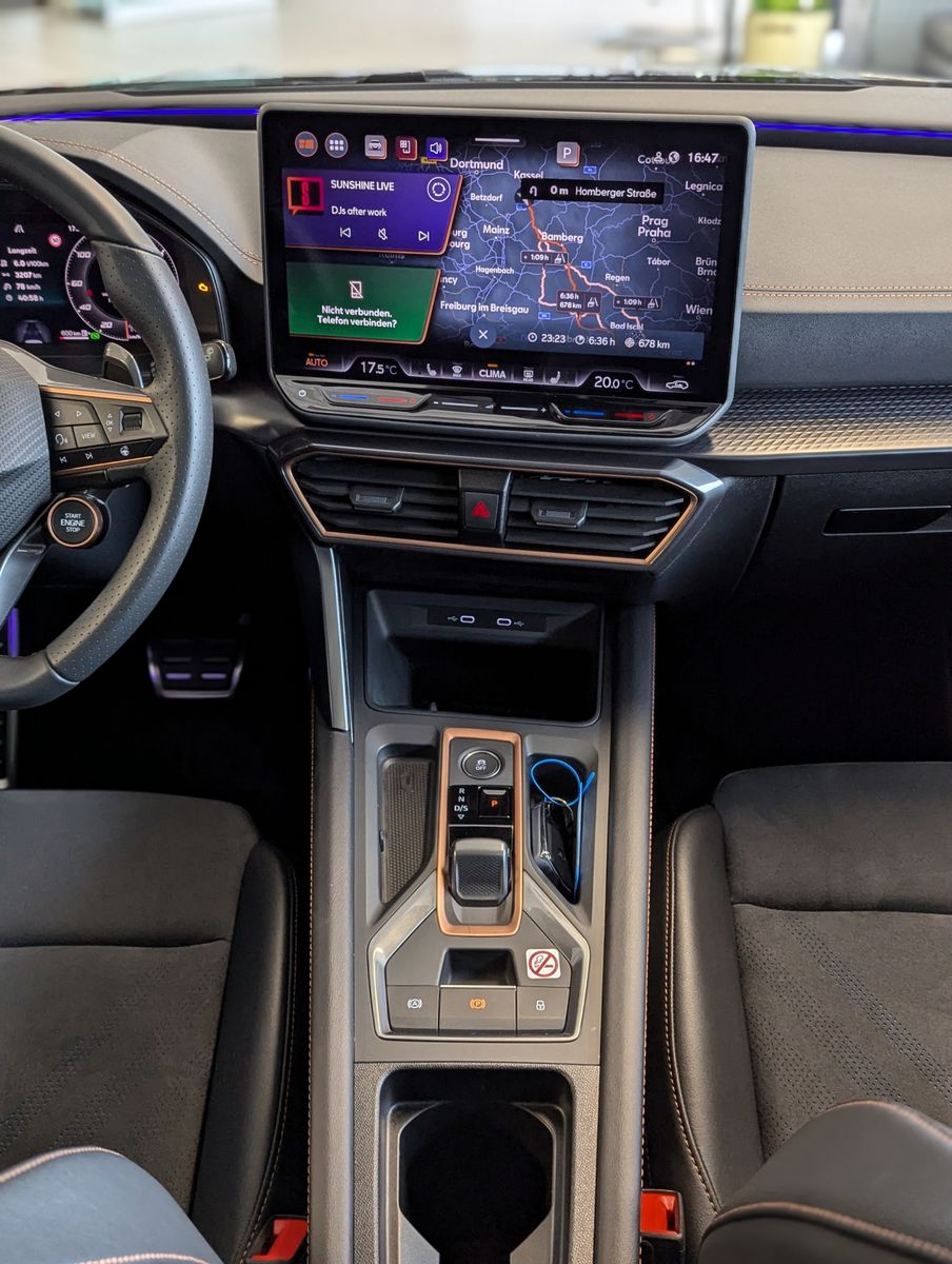 CUPRA Leon 1.5 eTSI Sennh. Matrix Pano Edge/Dynamic - Image 19