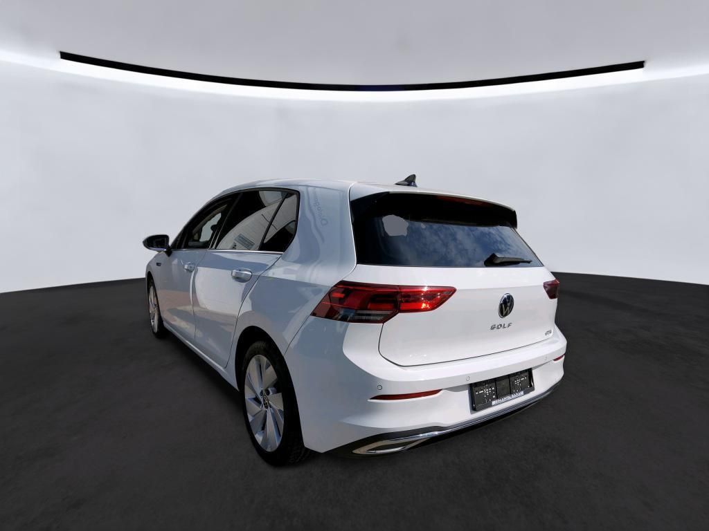 Volkswagen Golf - Bild 3