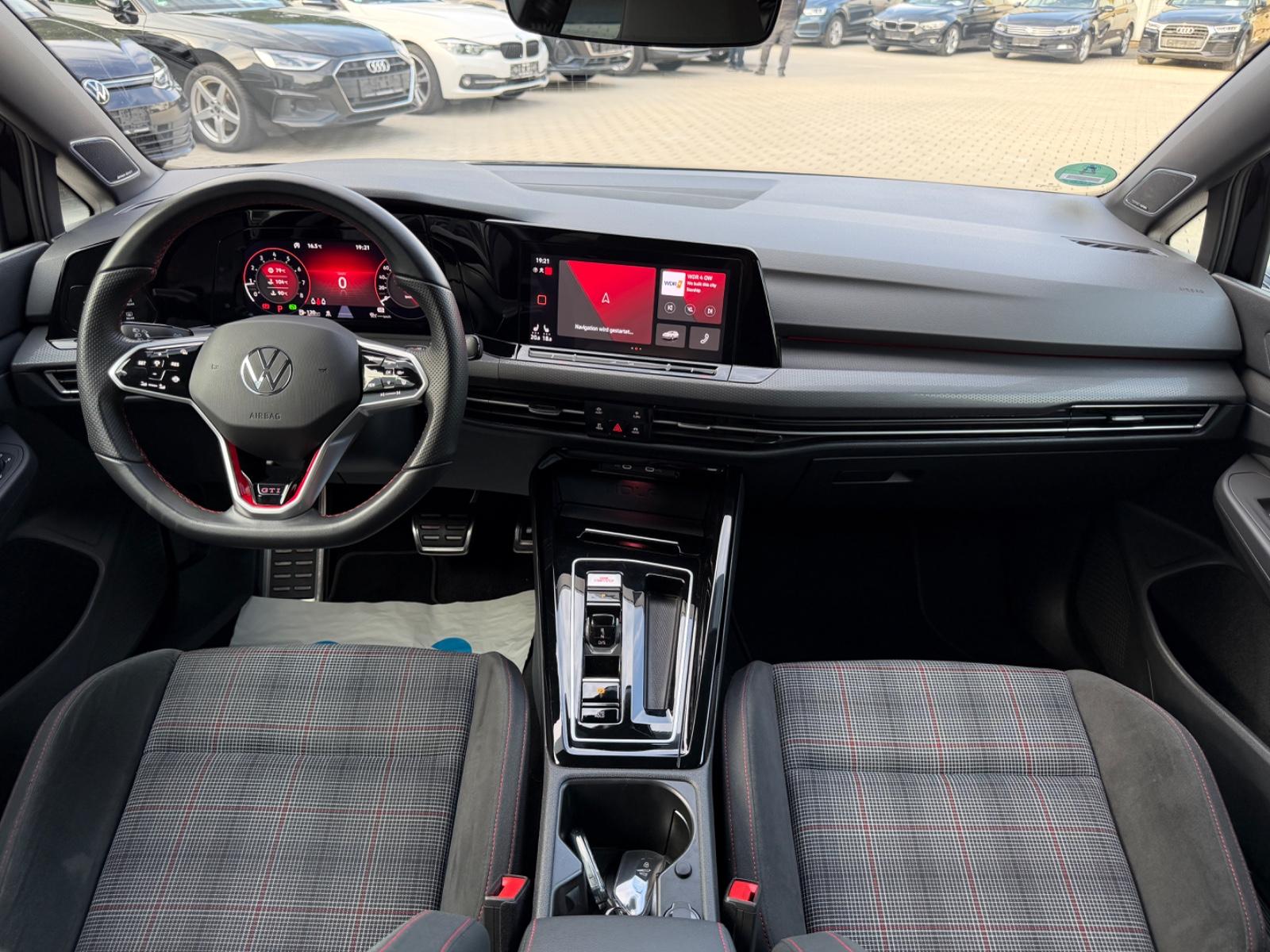 Volkswagen Golf VIII Lim. GTI/HarmanKardon/Matrix/AHK/RCAM, миниатюра 21