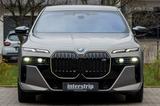 BMW M760e MASSAGE.SKY.EXECUTIVE.DR.ASS.PRO.B&W.5/100 - BMW M760 Gebrauchtwagen