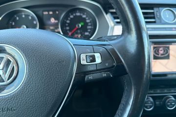 Volkswagen Passat - 9