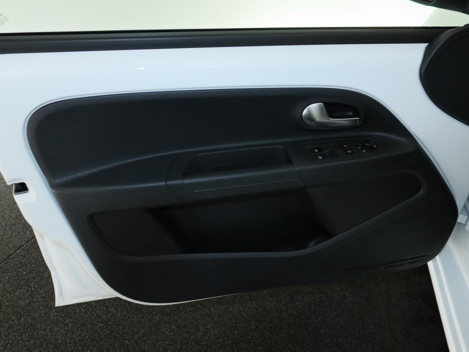 Volkswagen Up 1.0 SITZHEIZUNG KLIMA, миниатюра 12