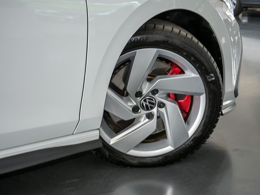 Volkswagen Golf - Bild 6