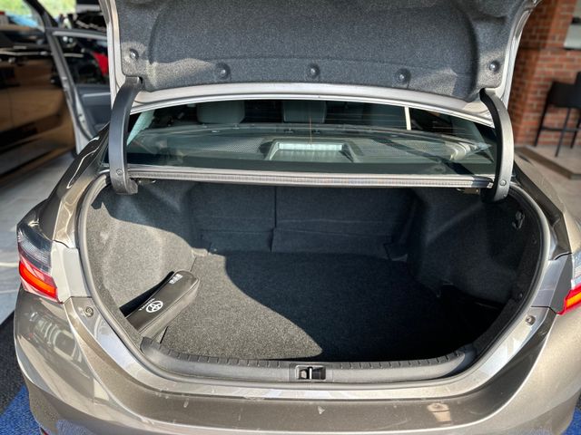 Toyota Corolla  Edition – Limousine – Wenig KM !!!