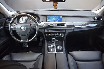 BMW ActiveHybrid 7 - 11