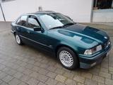 BMW 318 i Automatik - BMW 318 aus 1996: 318i