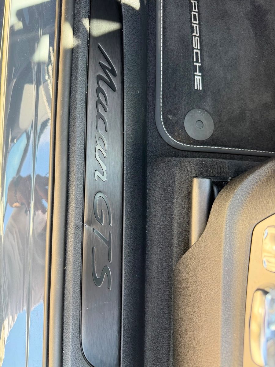 Porsche Macan GTS Abgassport Panorama approved 7/28 foto 17