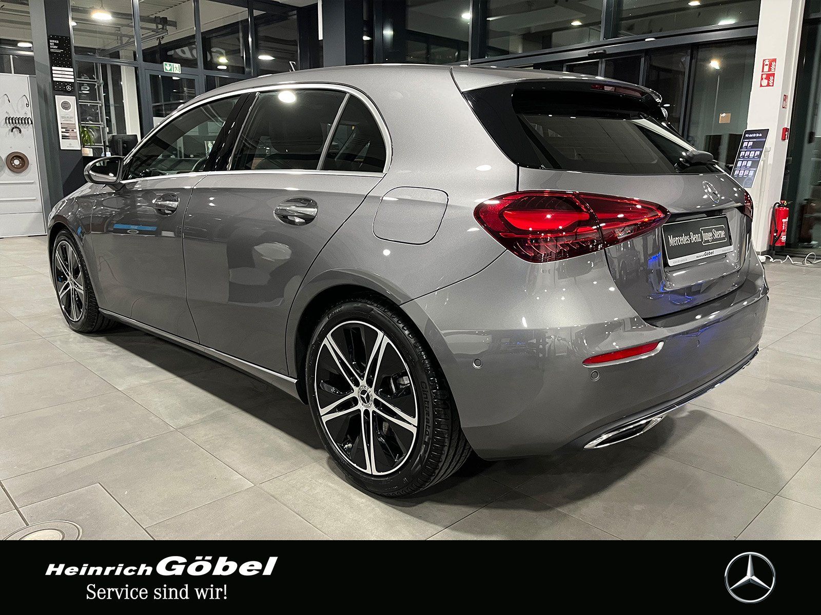 Fahrzeugabbildung Mercedes-Benz A 220 4M Progressive Advanced AHK+TOTWINKEL+18"