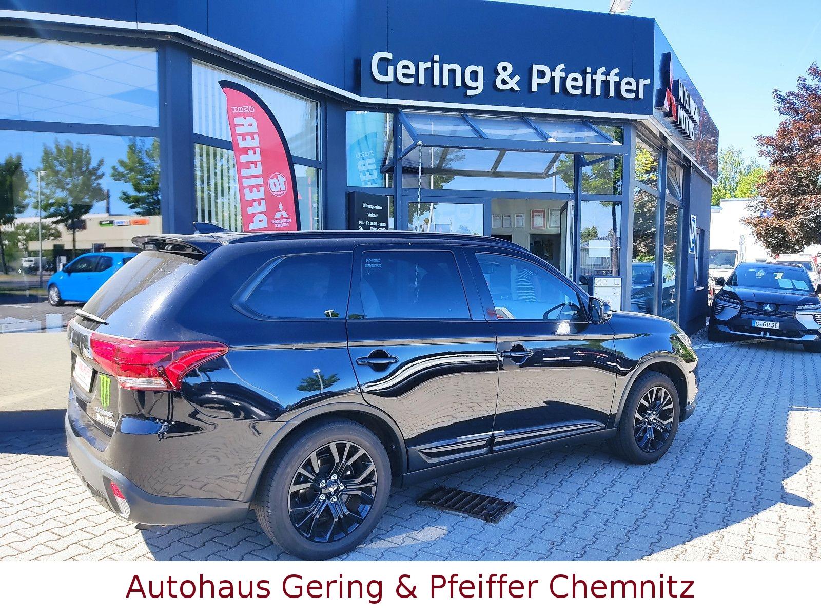 Mitsubishi Outlander Black Edition 2WD 7 Sitze
