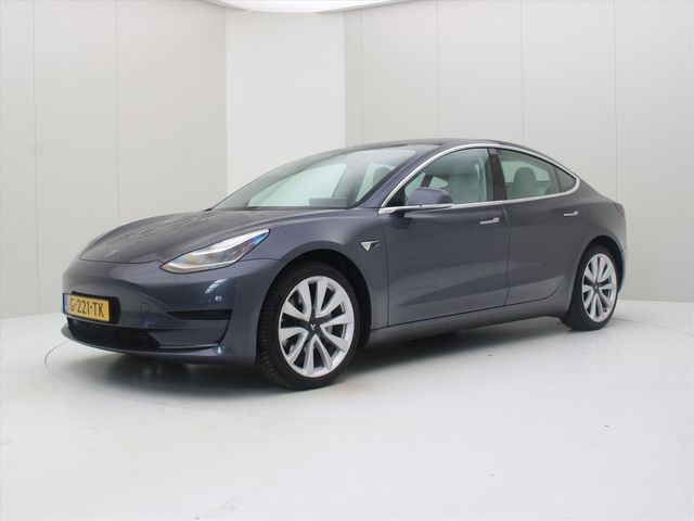 Tesla Model 3 Standard RWD Plus [ AUTOPILOT+19" LMV+60