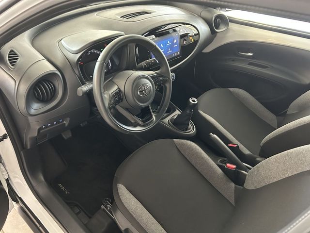 Toyota Aygo X Business Edition