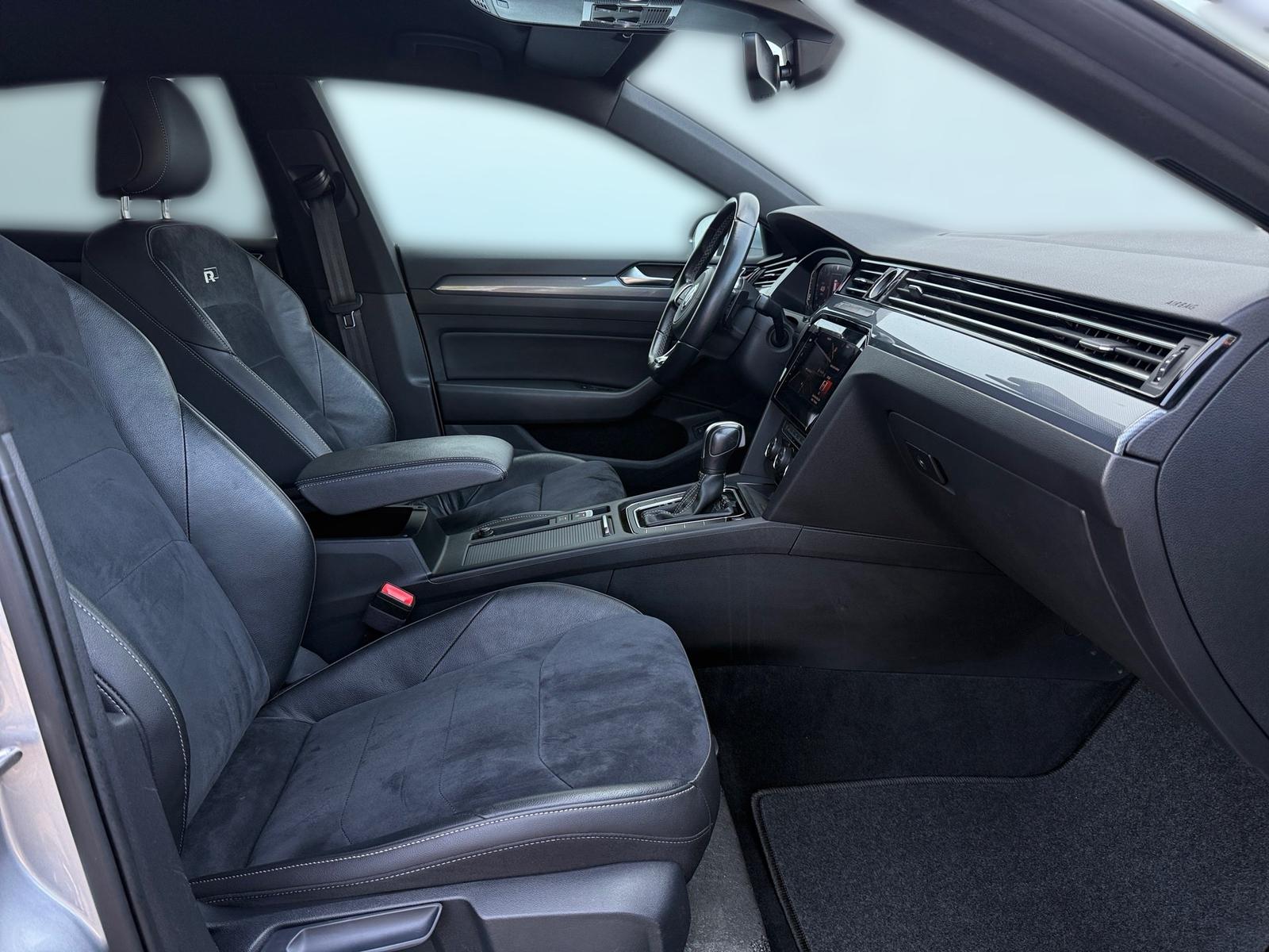 Volkswagen Arteon 2.0 TDI R-Line DSG Navi LED ACC AHK 360°