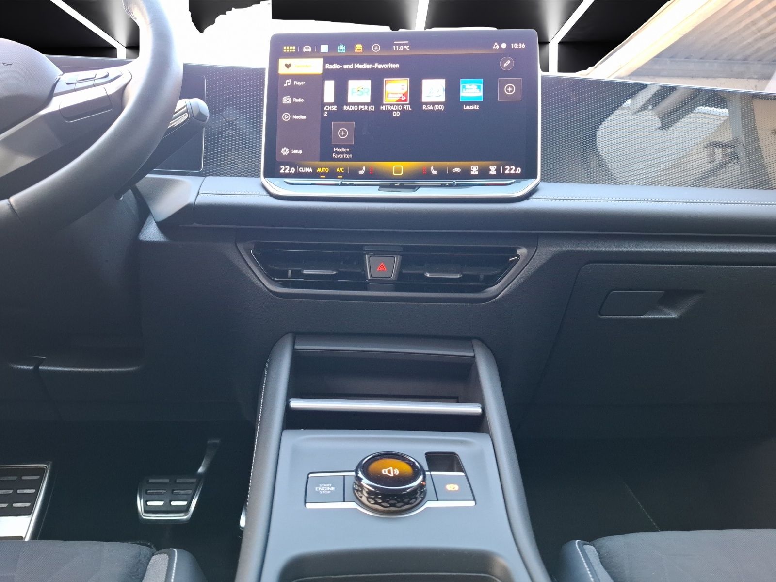 Fahrzeugabbildung Volkswagen Tiguan TDI Goal DSG 4M Standhzg LED AHK Navi AID