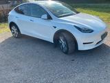 Tesla Model Y Hinterradantrieb - SR, Pano, Garantie - Tesla MODEL Y SR Gebrauchtwagen