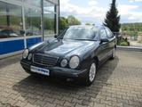 Mercedes-Benz E 200 Kompressor - Mercedes-Benz E 200 aus 2000