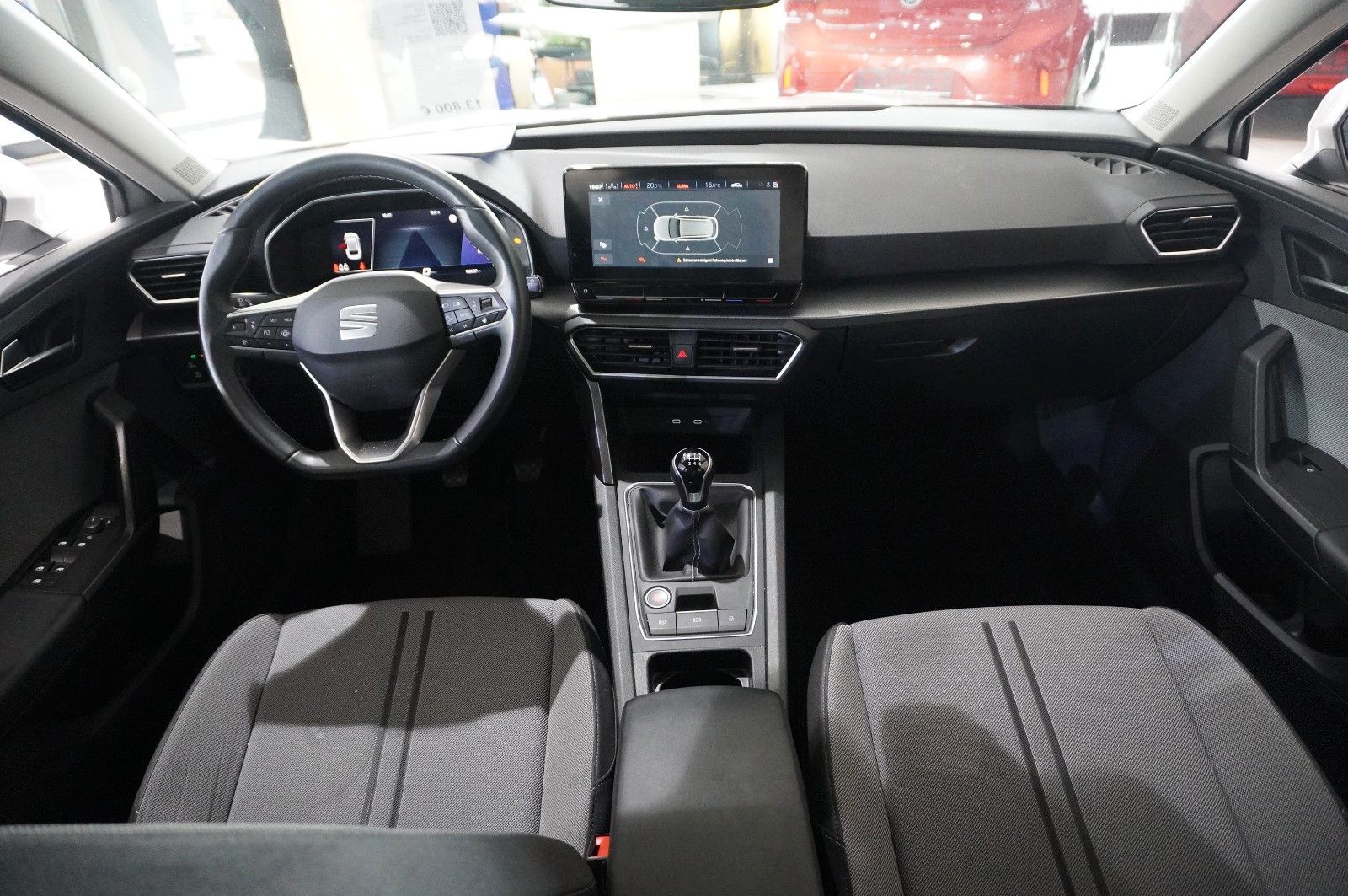 Fahrzeugabbildung SEAT Leon ST 2.0 TDI STYLE NAVI/LED/VIRT/SPORT/SH/DAB