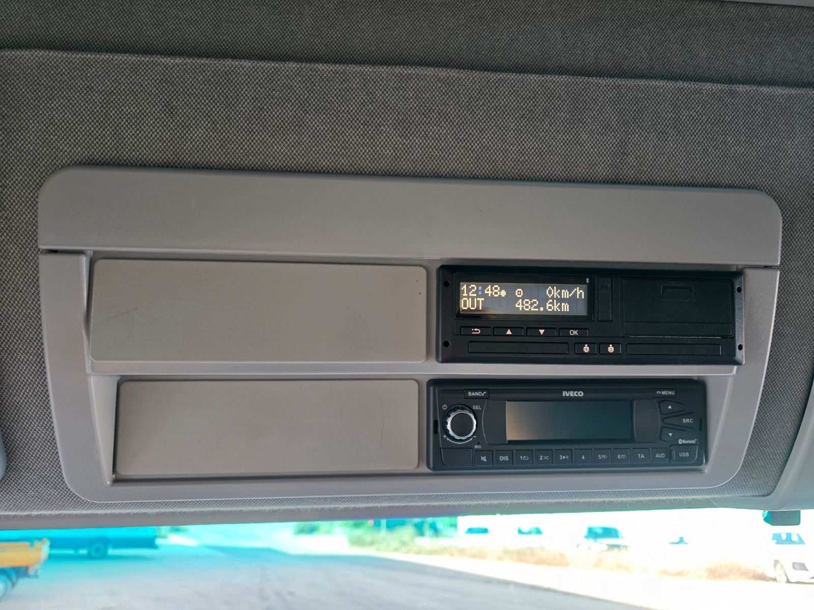 Fahrzeugabbildung Iveco Eurocargo ML80E21/P LBW 1.000kg L-Haus