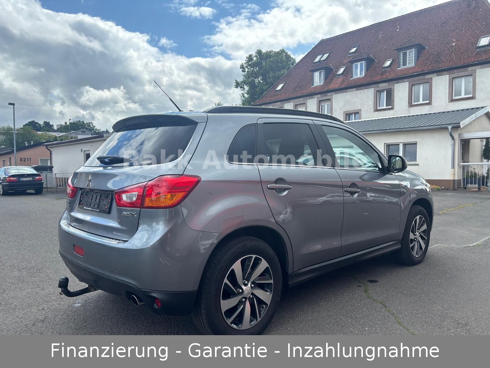 Fahrzeugabbildung Mitsubishi ASX Top 4WD-XENON-AHK-PANO-SHZ-KAMERA-TEMP-KLIMA