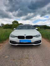 BMW 318i Touring Pano/Vollleder /LED/AHK/SHZ v. u. h - BMW 318 mit Benzin-Antrieb