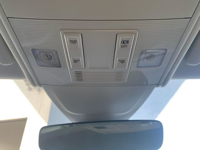 Taigo Life 1.0 TSI 70kW 5-Gang PDC vo. & hi. DAB