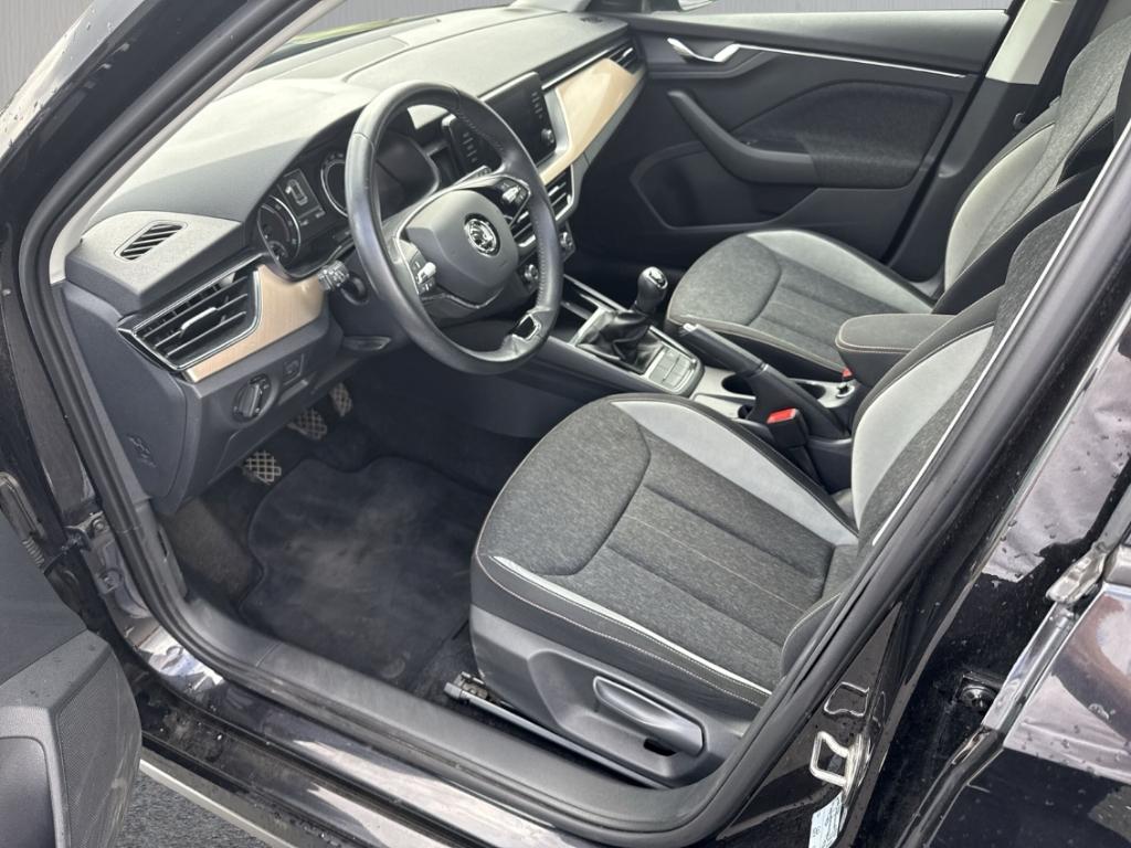 Skoda Kamiq 1.0 TSI Style AHK LED Klima SHZ PDC Tempo 