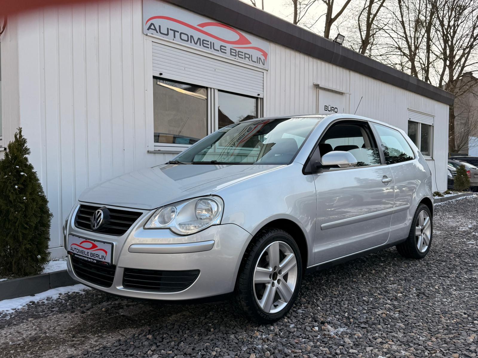 Volkswagen Polo 1.4 Comfortline "AUTOMATIK/1.HAND/TÜV NEU"