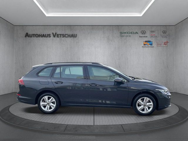 Golf VIII Variant Life 1.5 eTSI Bluetooth Navi