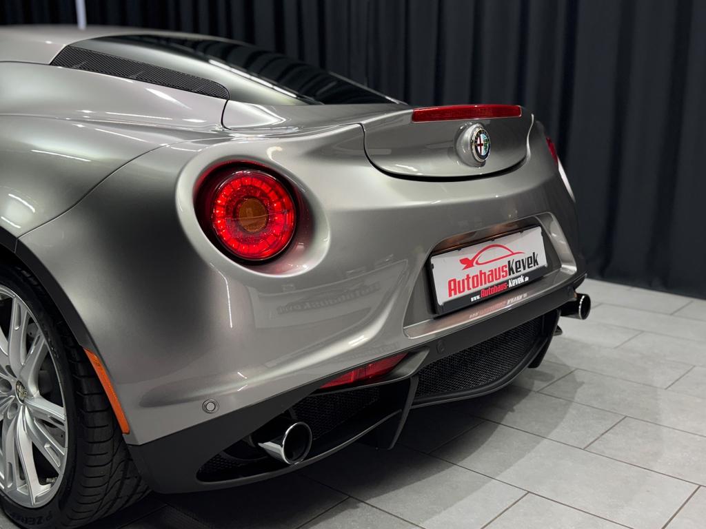 Alfa Romeo 4C