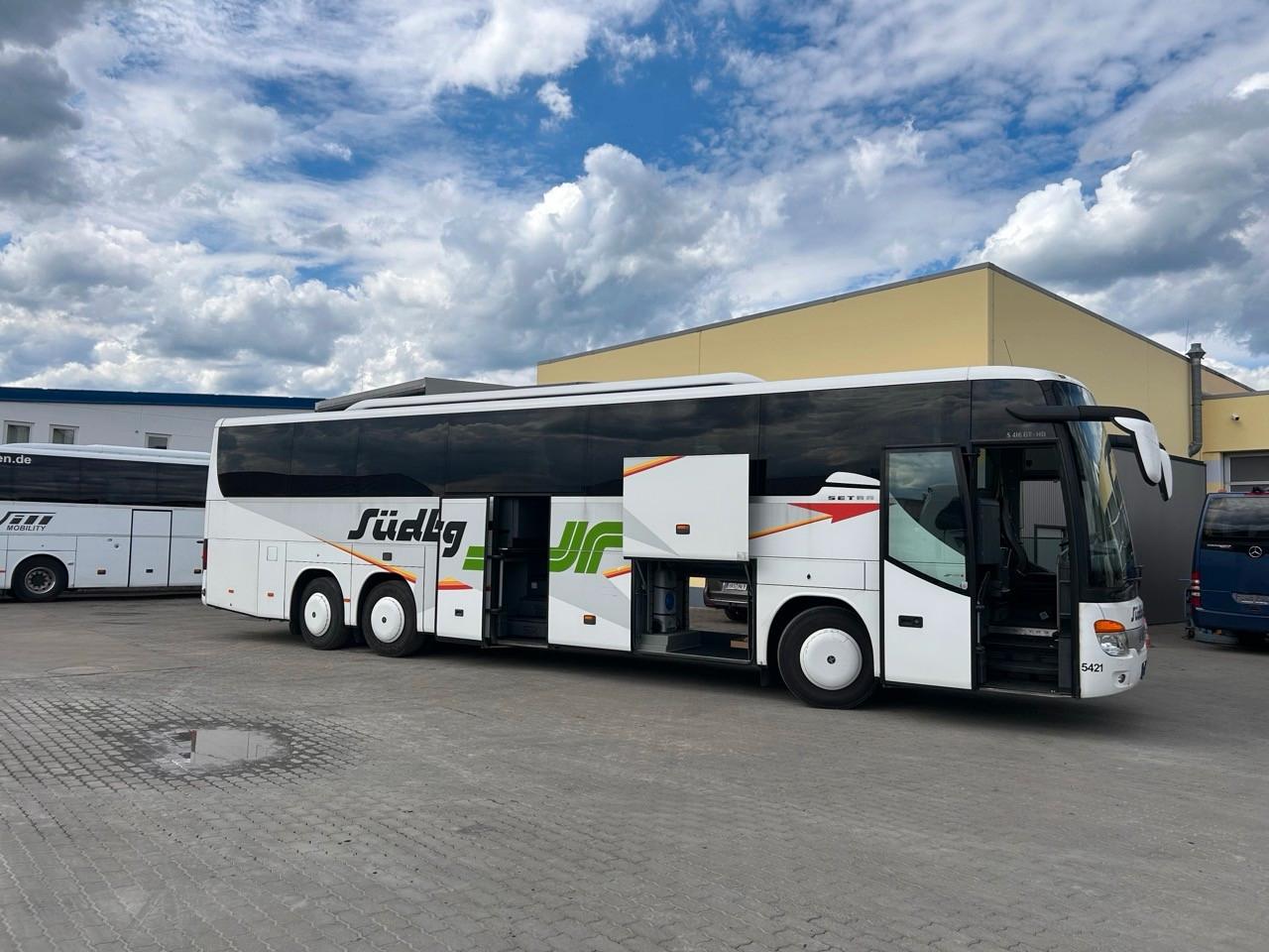 Setra S 416 GT HD  1. Hand