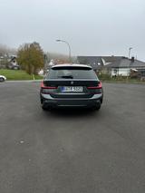 BMW 320d xDrive Touring *M Sport Paket* 8-Fach, STHZ - BMW 320: 320d M Paket