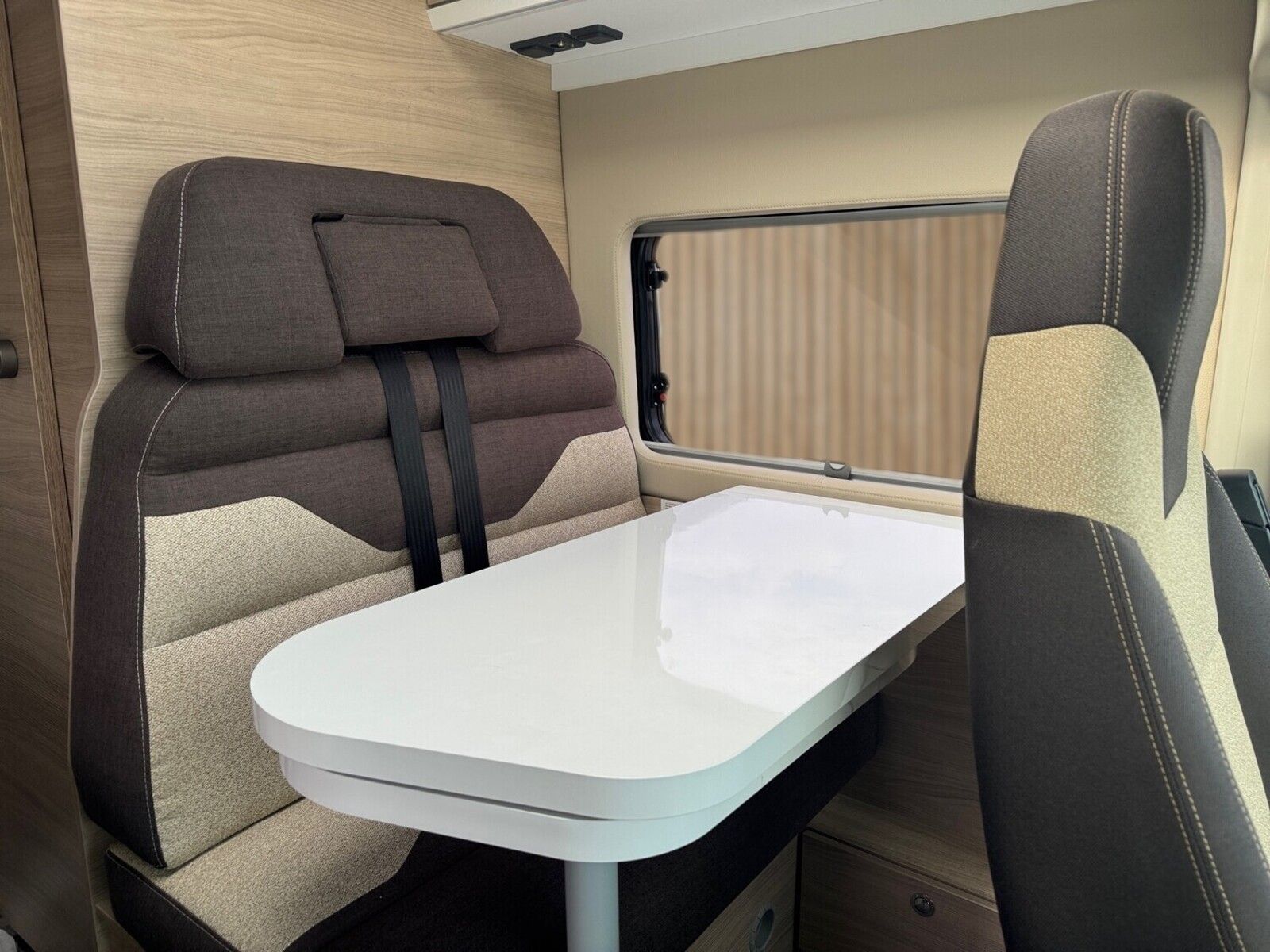 Fahrzeugabbildung Forster Livin Up FV599EBL Solar,Markise,RK