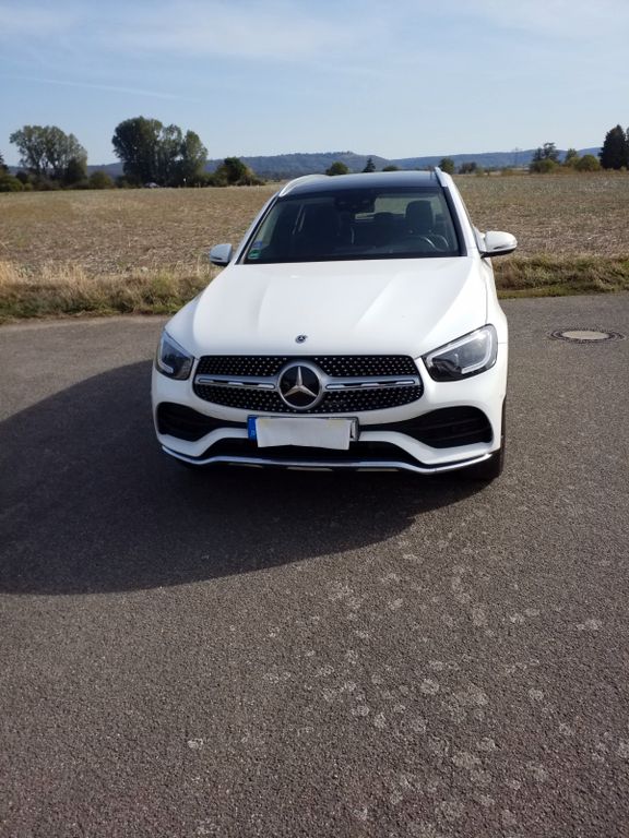 Image of Mercedes-Benz GLC 300