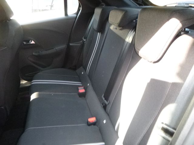 Corsa F GS