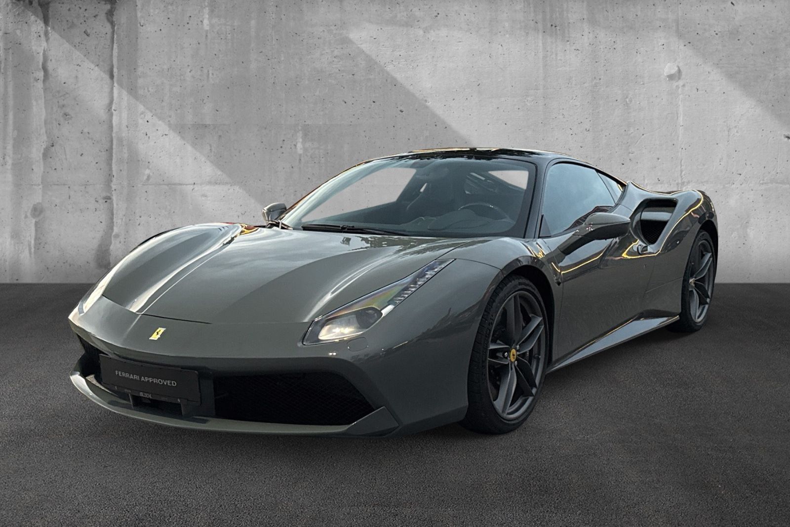 Fahrzeugabbildung Ferrari 488 GTB*ATELIER*Racing Seats*JBL*Sonderlack