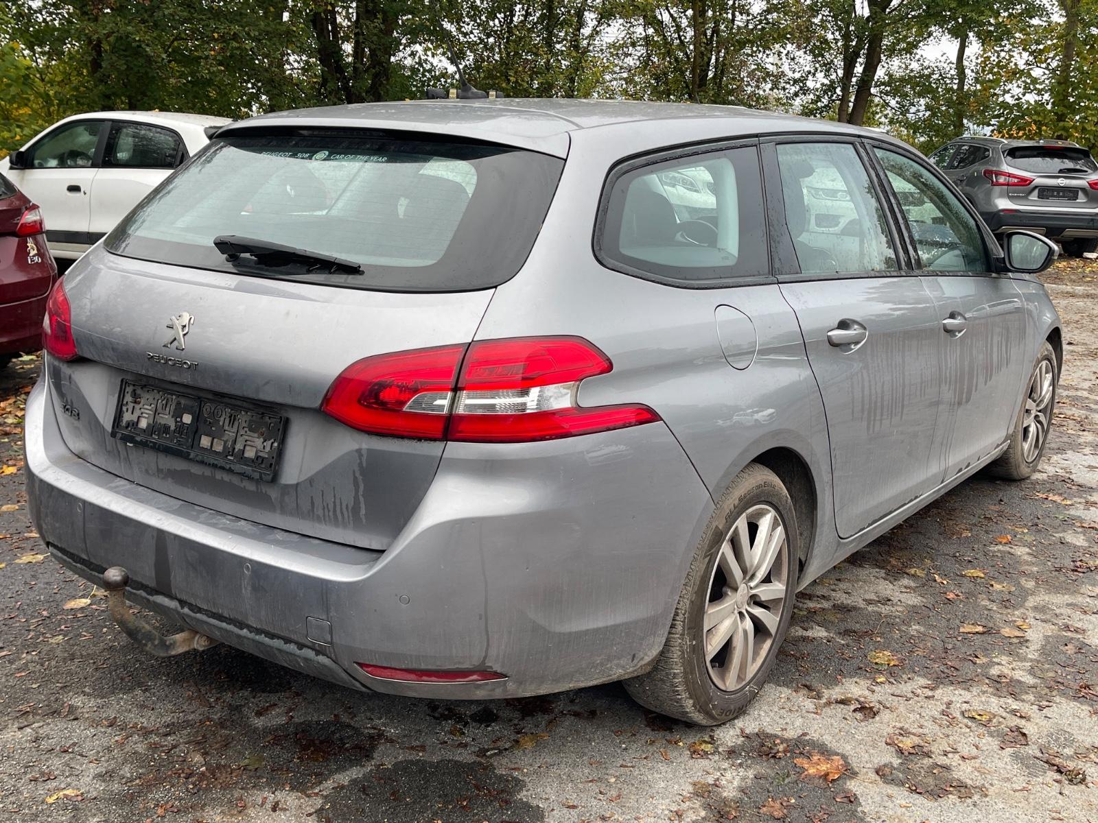 Peugeot 308 2015 — photo 6