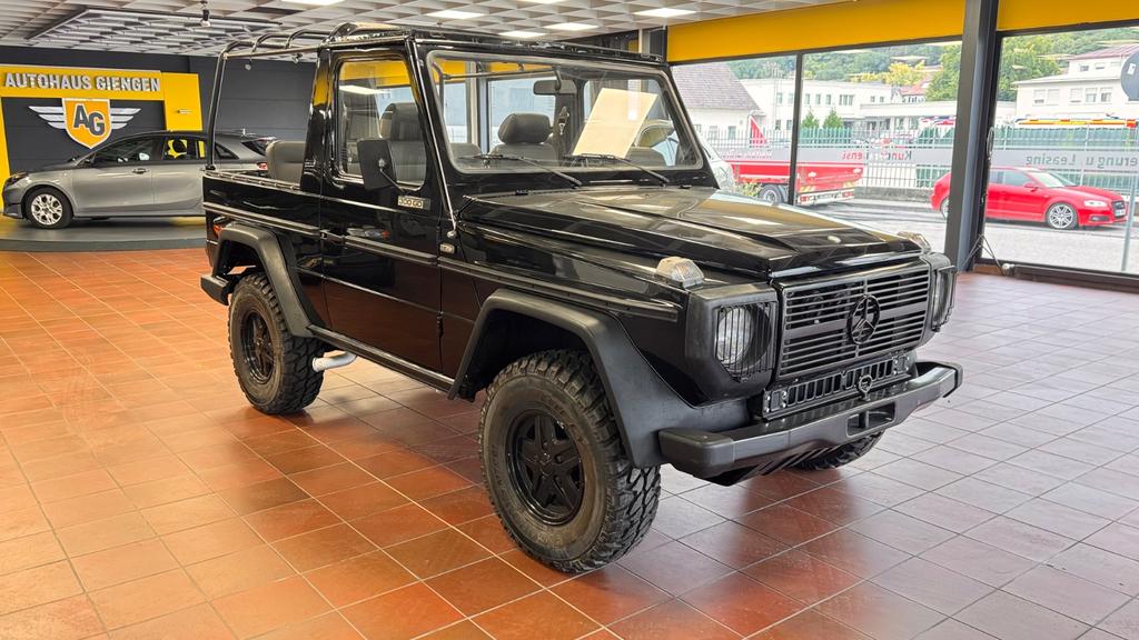 Mercedes-Benz G 300
