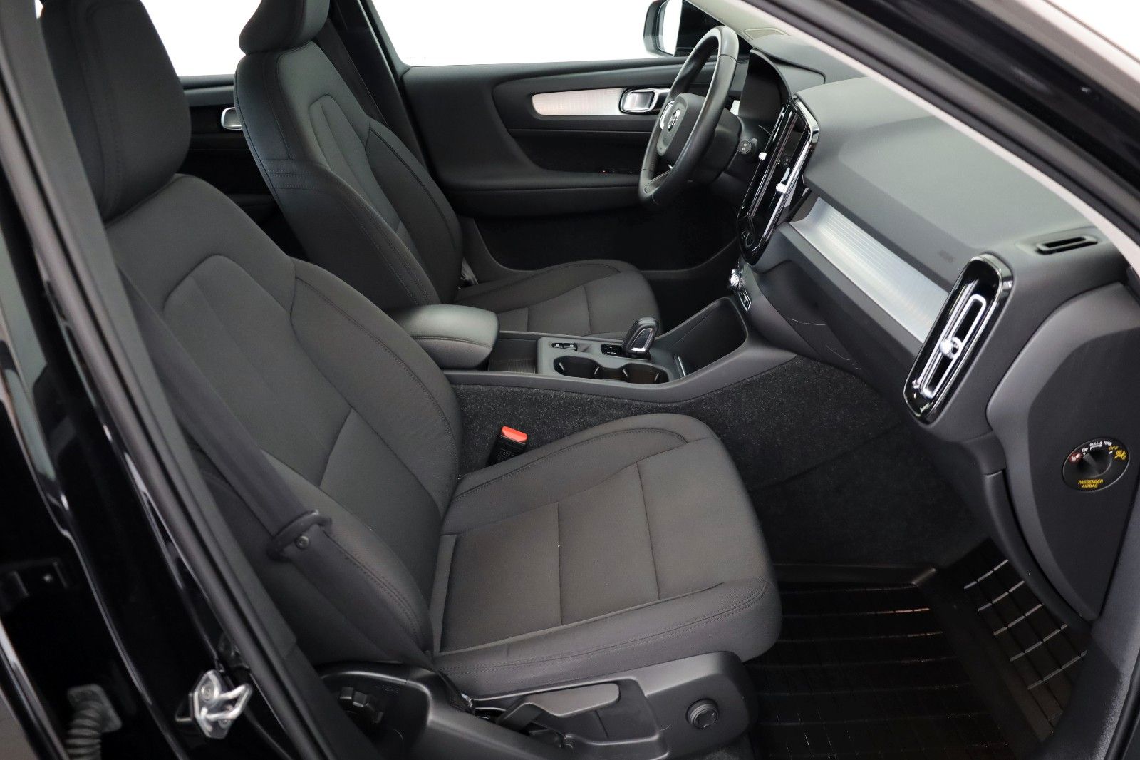 Fahrzeugabbildung Volvo XC40 Inscription Navi,LED,DAB,Kamera,ACC,AHK