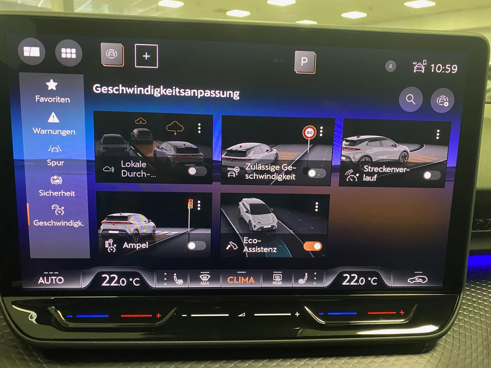 Fahrzeugabbildung CUPRA Raval VZ Extreme 226PS+360°+DCC+MATRIX+ACC+NAVI+