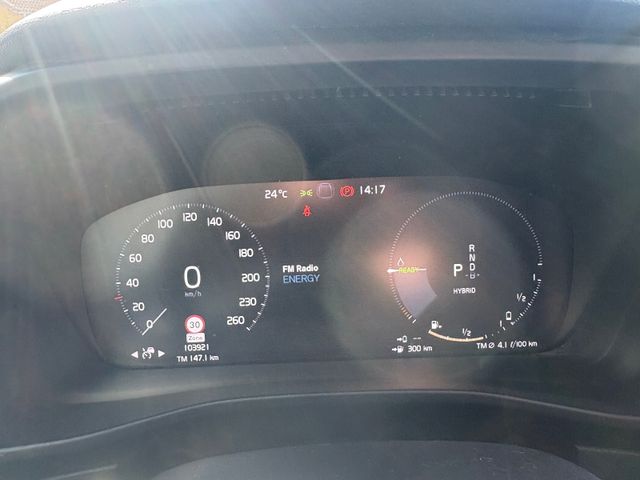 Volvo XC 40 Momentum Pro Plug-In Hybrid 2WD