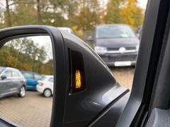 Fahrzeugabbildung Volkswagen T6.1 Multivan Generation Six - Standhzg*Navi*ACC