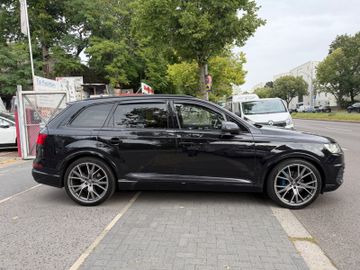 Audi Q7 - 9