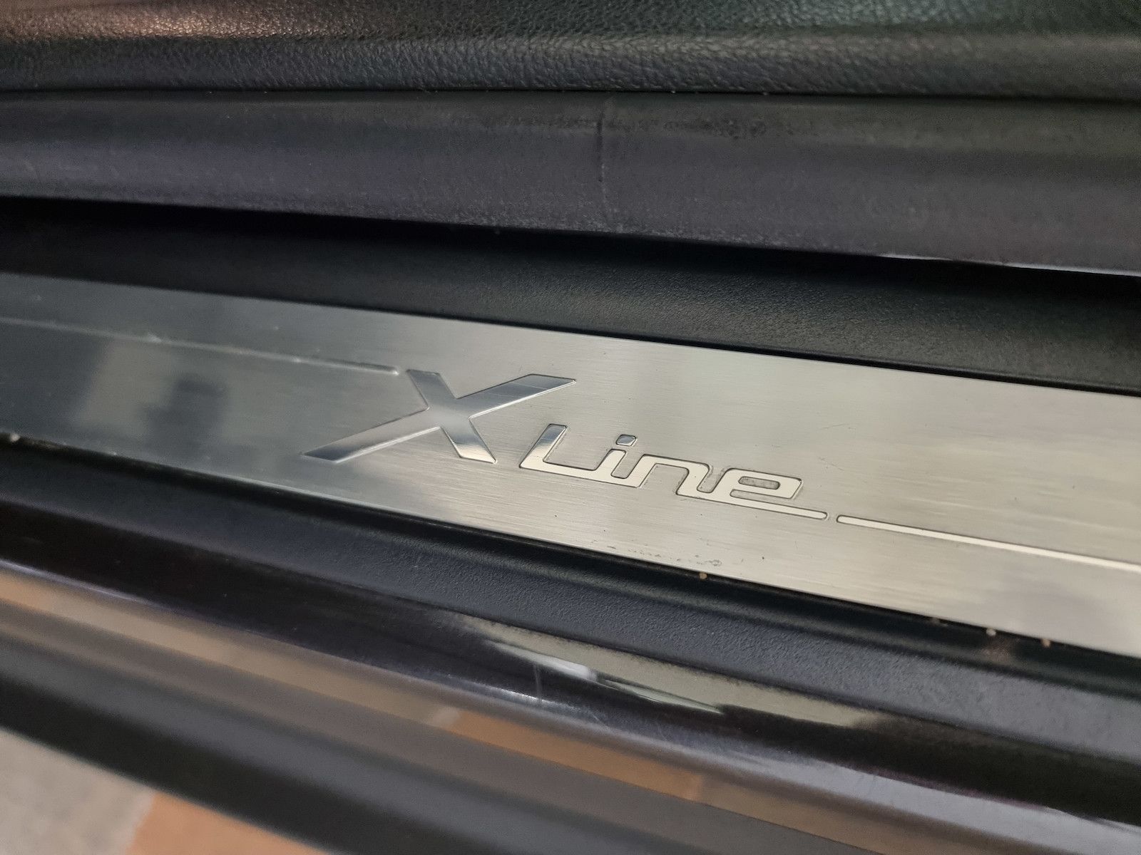 BMW X3 2.0 dA sDrive18 xLine LED AHK HeadUp Hifi foto 19