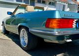 Mercedes-Benz SL 560 - Mercedes-Benz SL 560 in Stuttgart