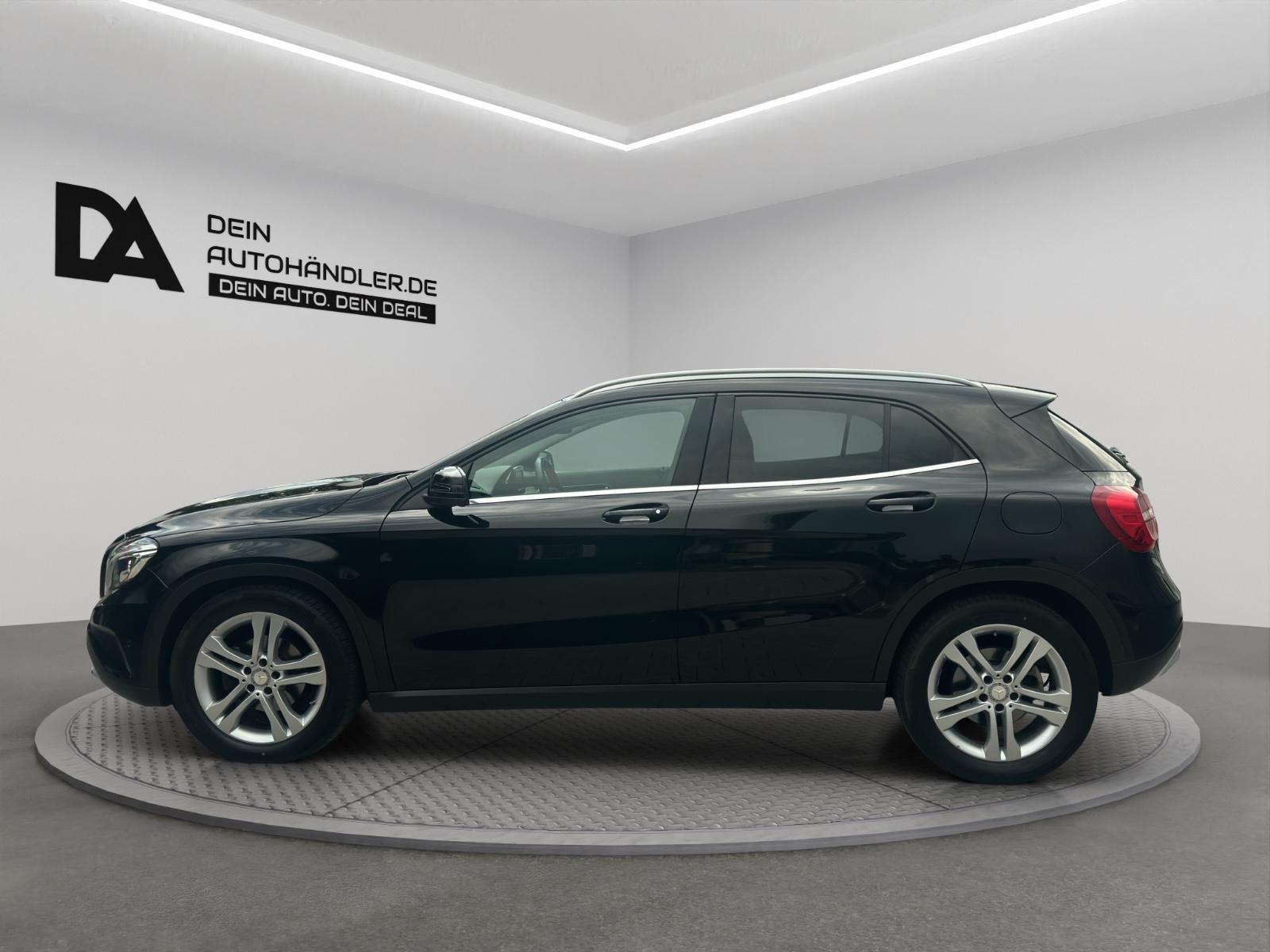 Mercedes-Benz GLA 200*AHK*RÜCKFAHRKAMERA*NAVI*BI-XENON*