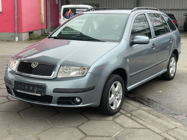 Skoda Fabia Combi Extra 1.4i*KLIMA*SITZHEIZUNG*AHK*