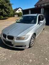 BMW 318d Touring E91 - BMW 318: 318d E91