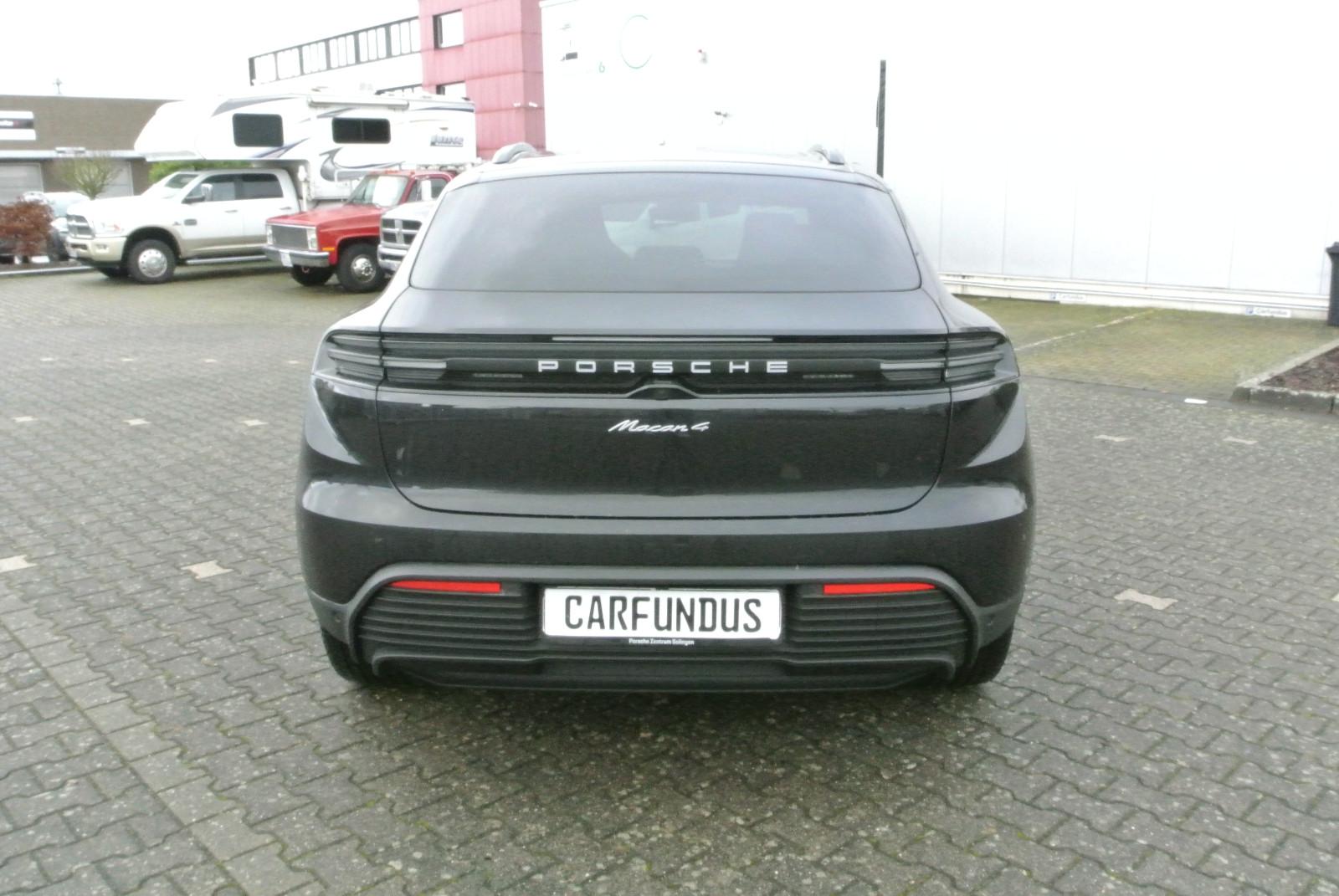 Porsche Macan E 4,pano,luft,chrono,ACC,bose