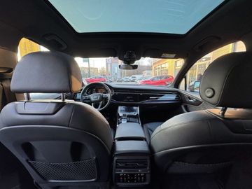 Audi Q7 - 9
