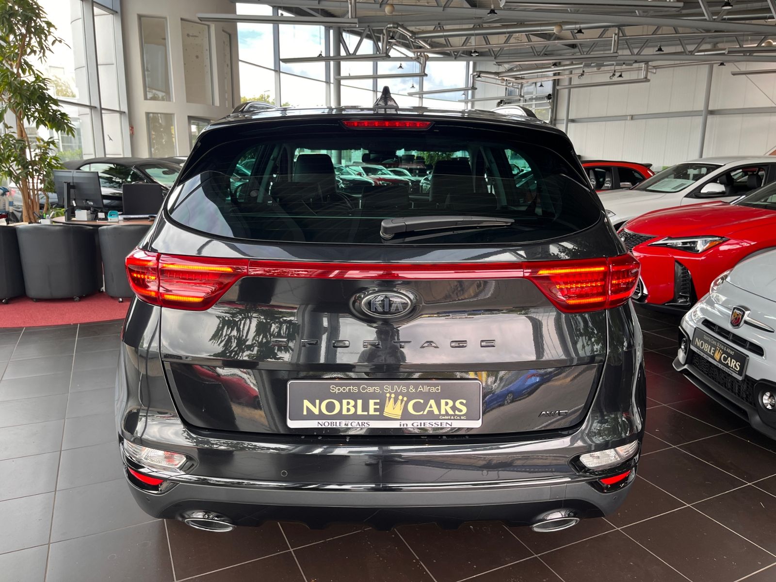 Fahrzeugabbildung Kia Sportage Black Edition 4WD JBL LED NAVI